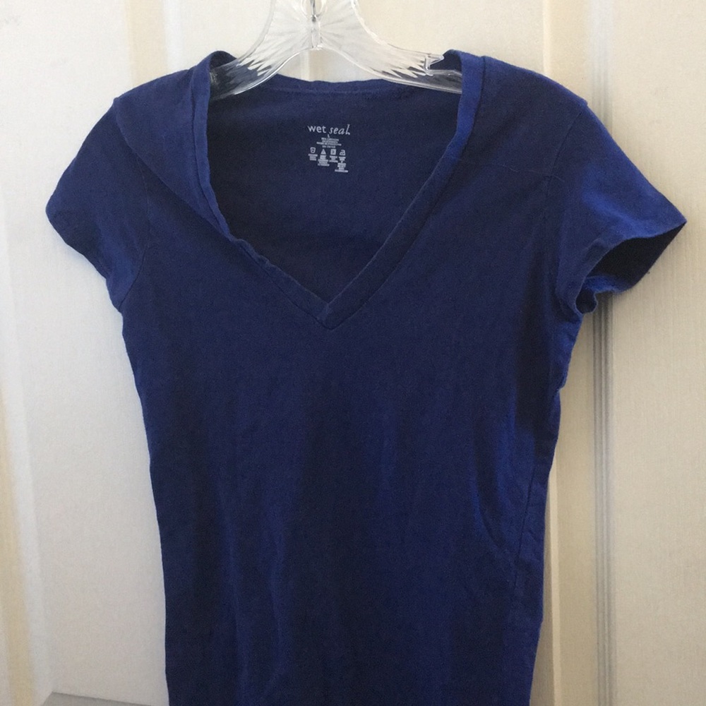FINAL MARKDOWN Junior wet seal tee large